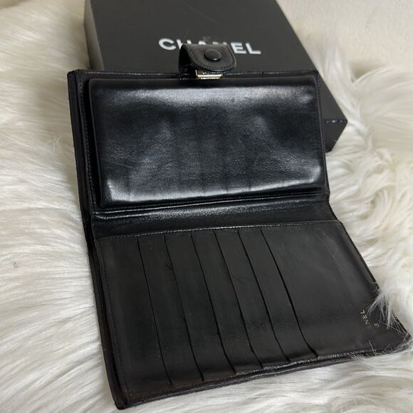 💯Authentic Chanel Long Wallet 🍀 - Picture 16 of 17